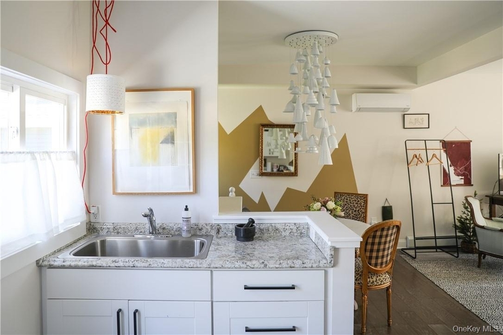 272 Main Street - Photo 10