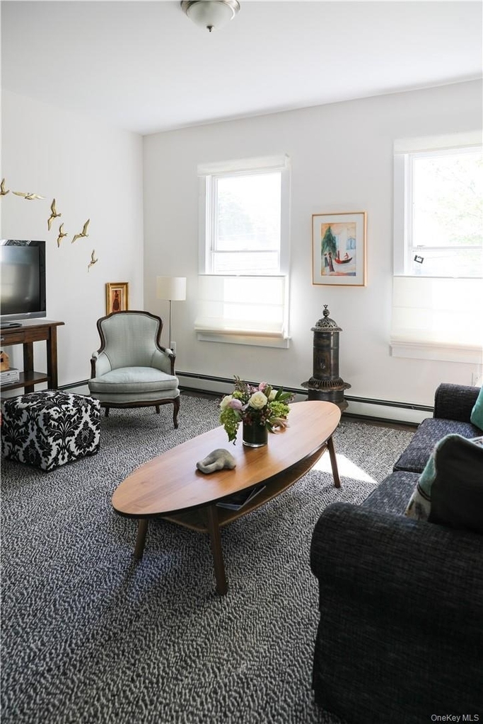 272 Main Street - Photo 8
