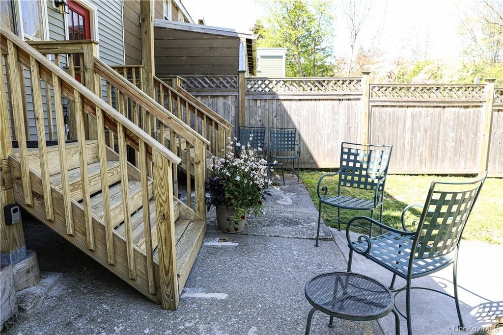272 Main Street - Photo 18