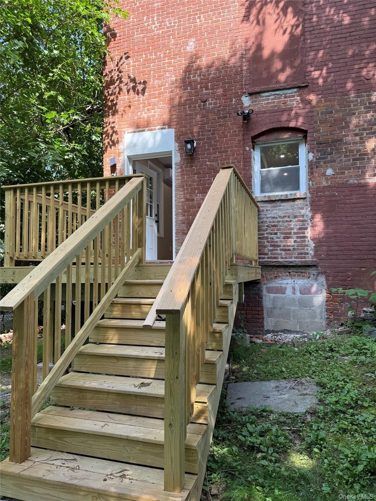 66 Delafield Street - Photo 11