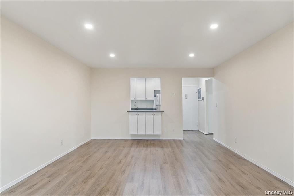 142 Trenchard Street - Photo 7