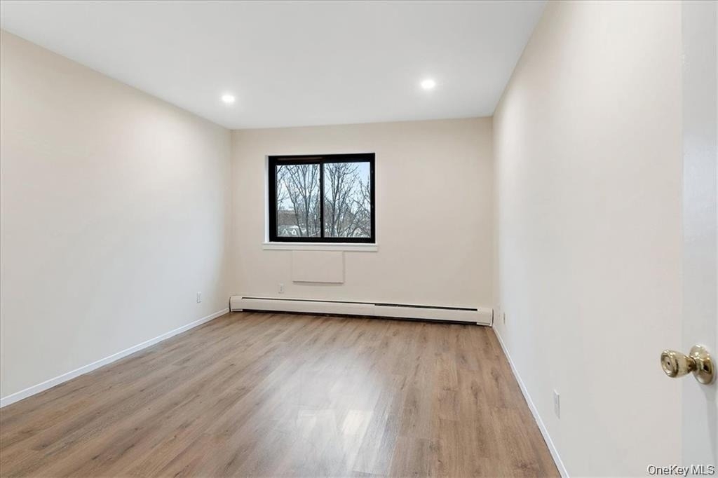 142 Trenchard Street - Photo 11