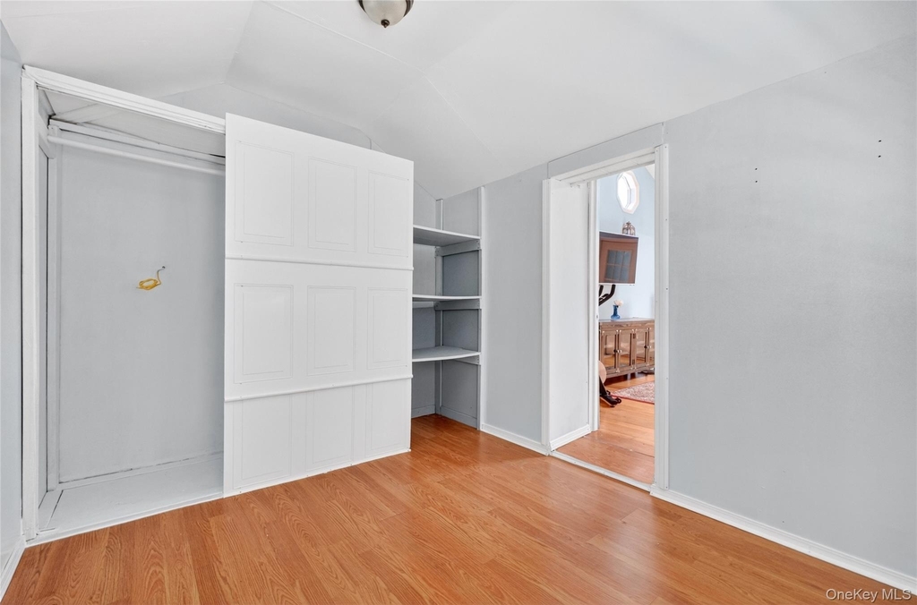 68 Mulford Avenue - Photo 15