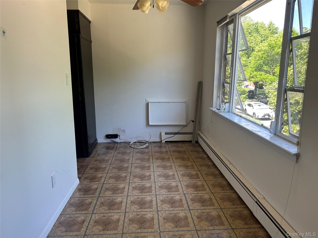 77-24 252nd Street - Photo 4