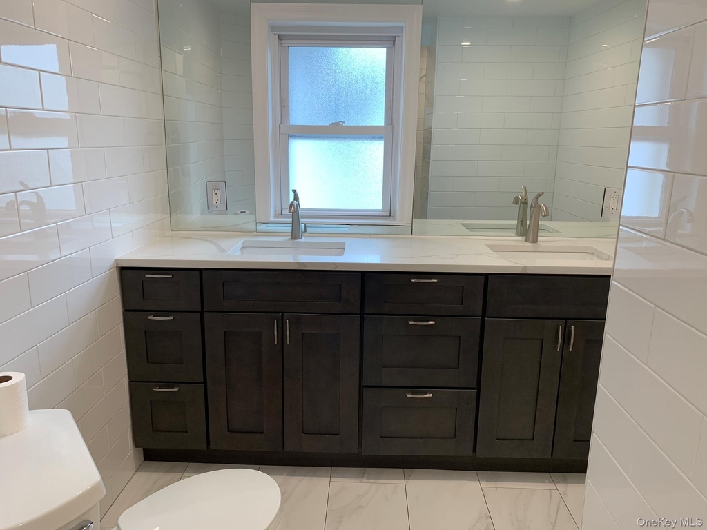 24 Hall Avenue - Photo 8
