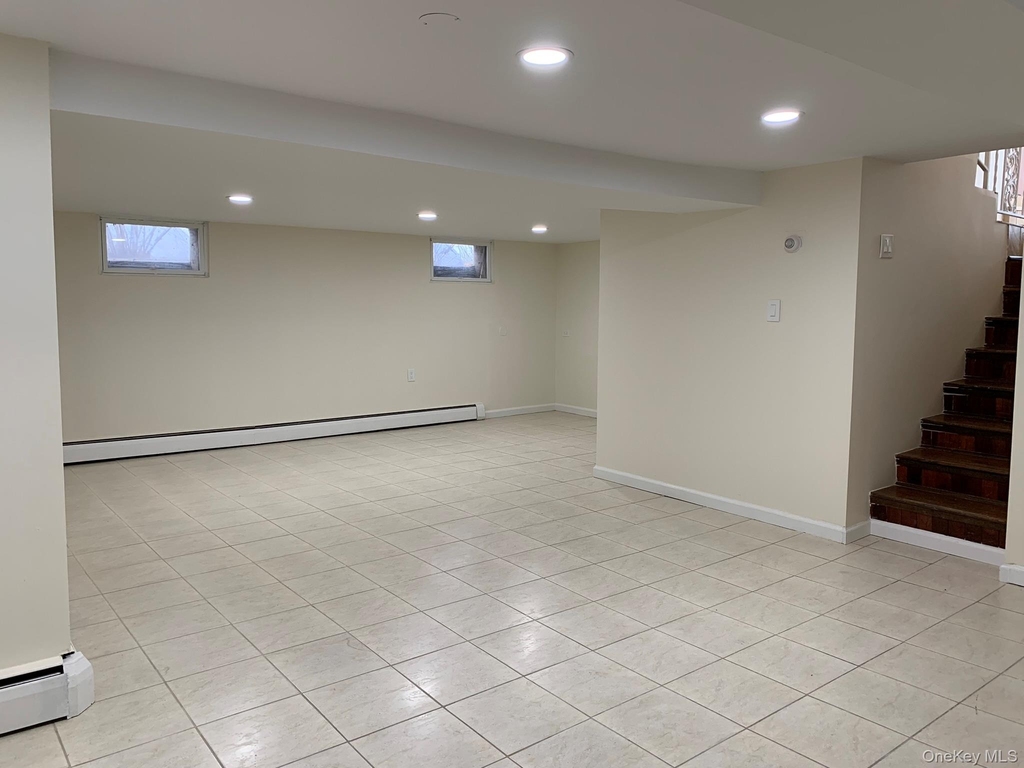 24 Hall Avenue - Photo 24