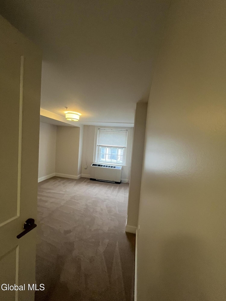 200 Broadway - Photo 8