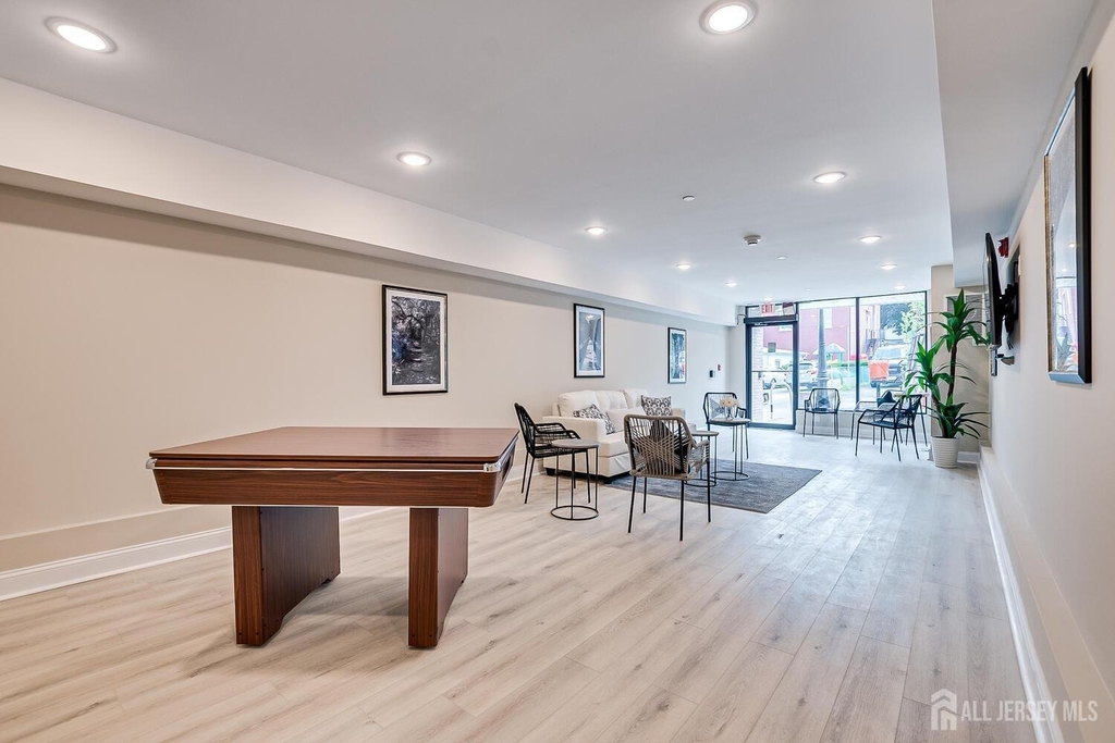21 Station Place - Photo 18