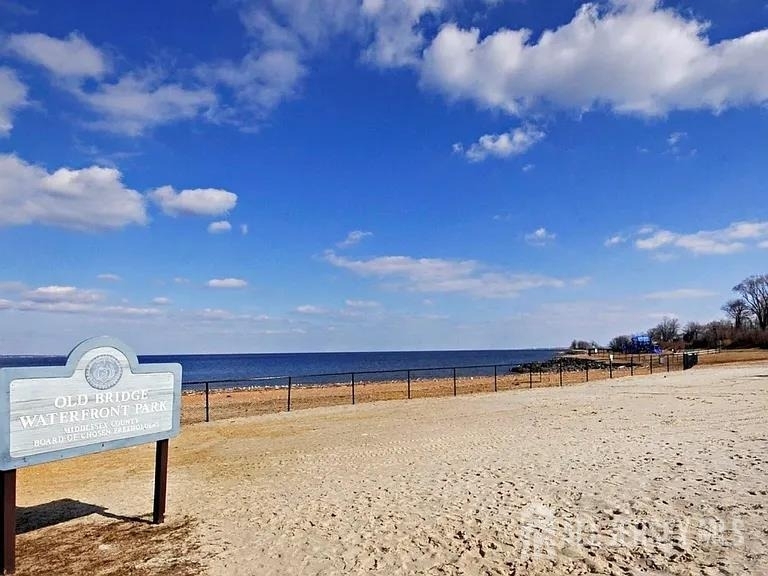 238 Shoreland Circle - Photo 1