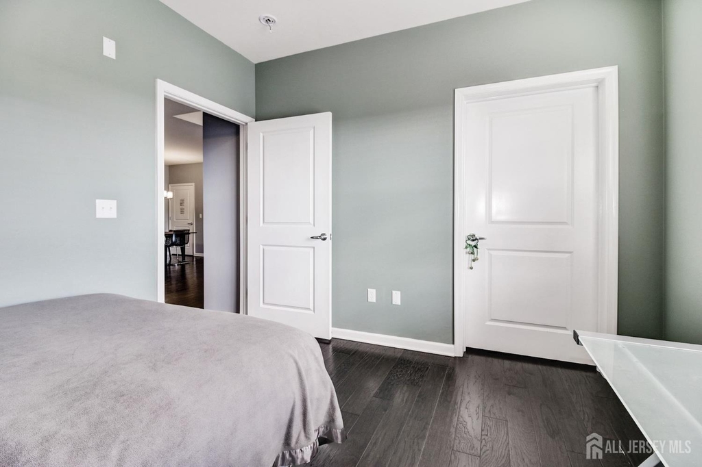 643 Strassle Way - Photo 16
