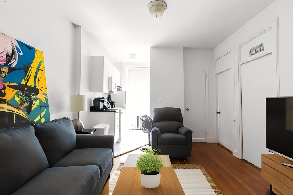 149 Sullivan Street - Photo 3