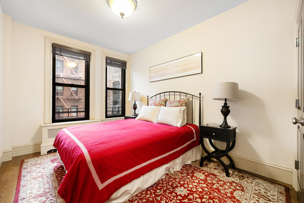 69 Pineapple Street - Photo 6