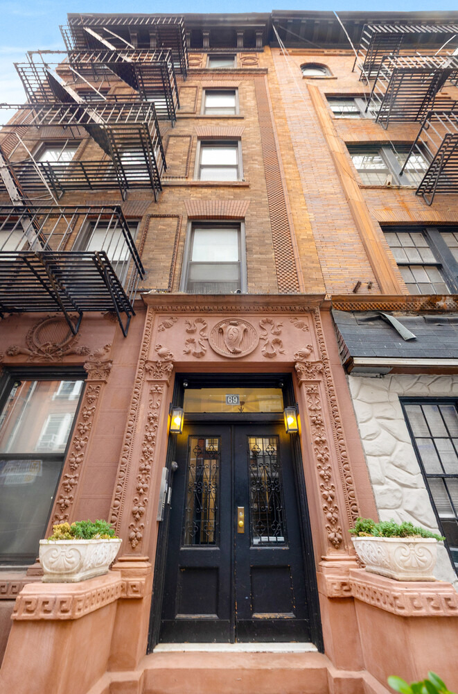 69 Pineapple Street - Photo 10