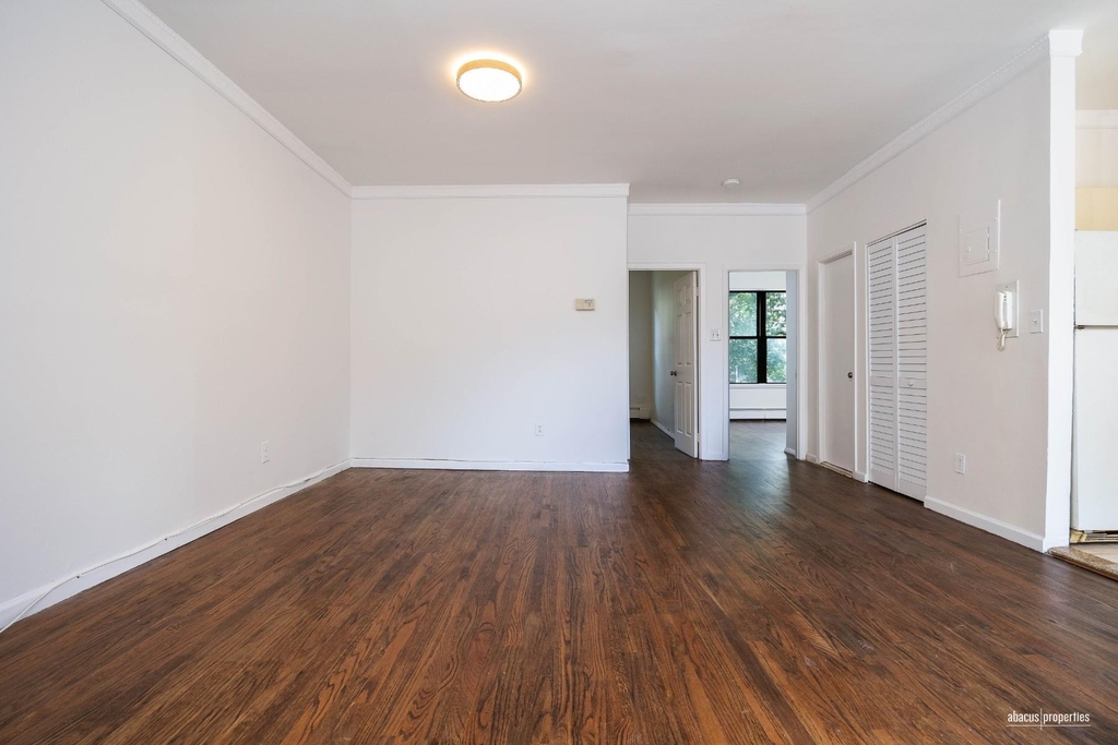 2116 Dorchester Road - Photo 1