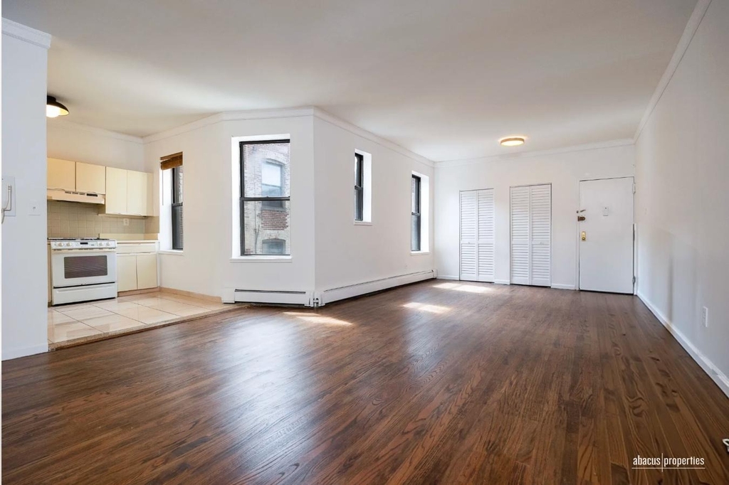 2116 Dorchester Road - Photo 5