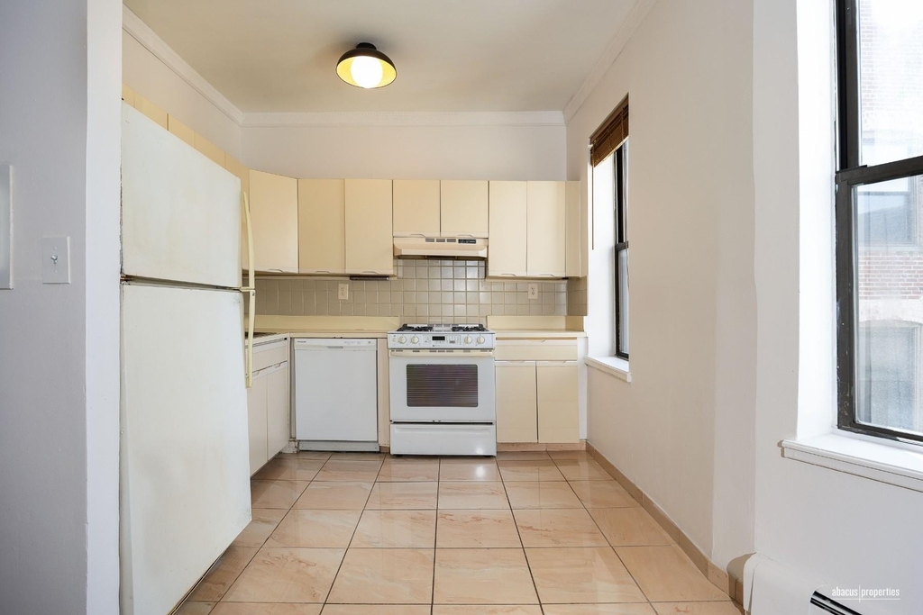 2116 Dorchester Road - Photo 7