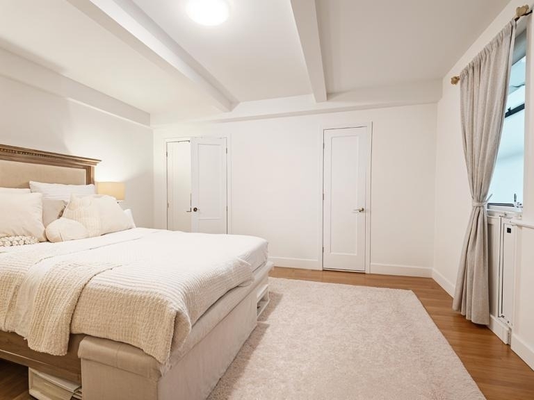 98 Riverside Drive - Photo 3