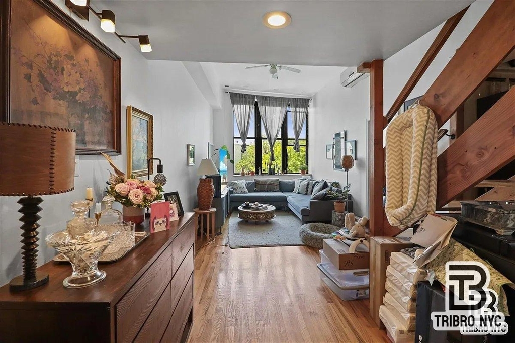 395 Smith Street - Photo 4
