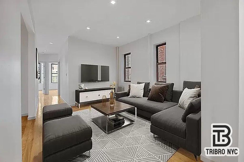 406 W 48th Street - Photo 0