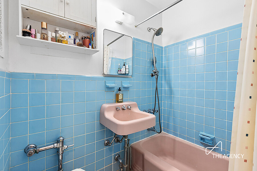 448 E 84th Street - Photo 3