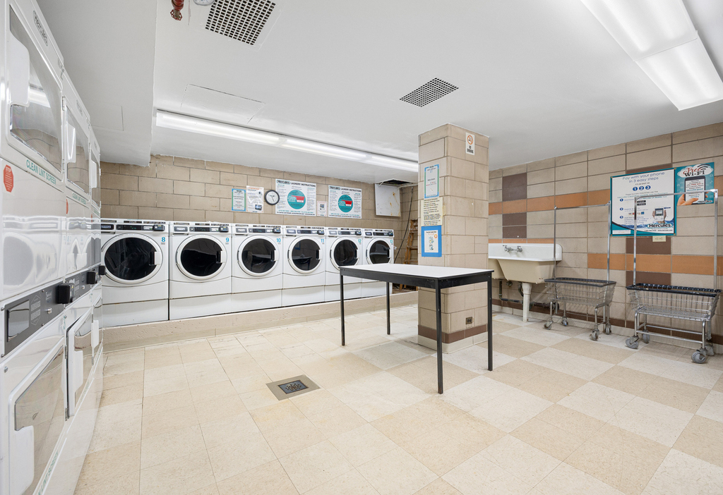 230 E 79th Street - Photo 10