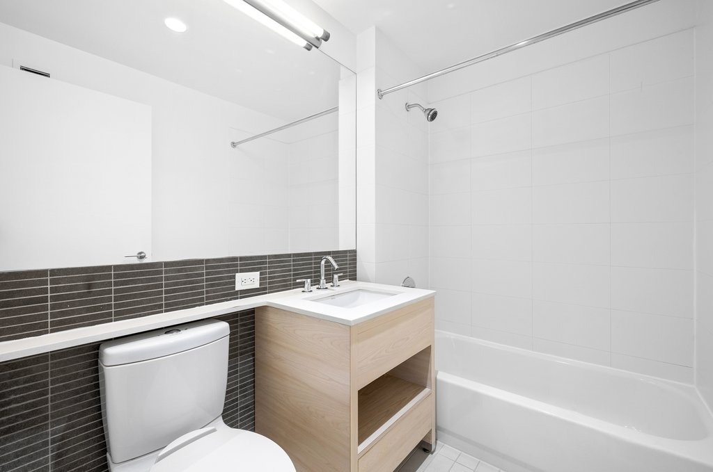 80 Dekalb Avenue - Photo 12