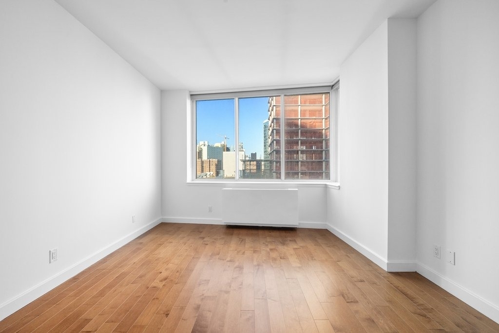 80 Dekalb Avenue - Photo 7