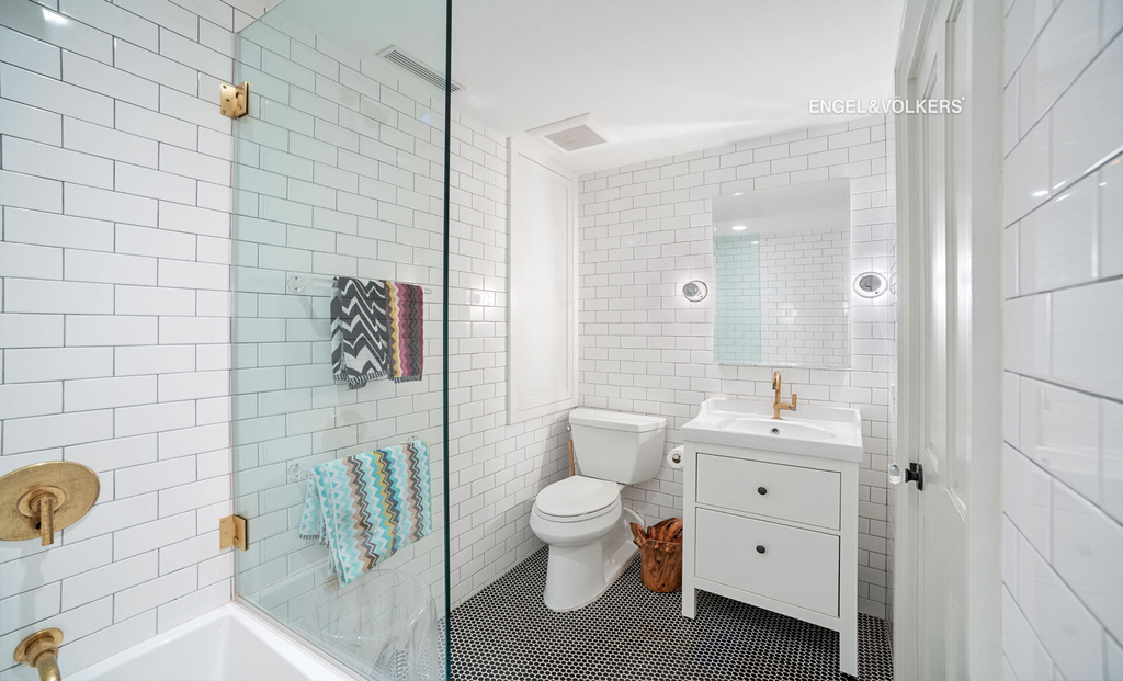 351 W 30th Street - Photo 11