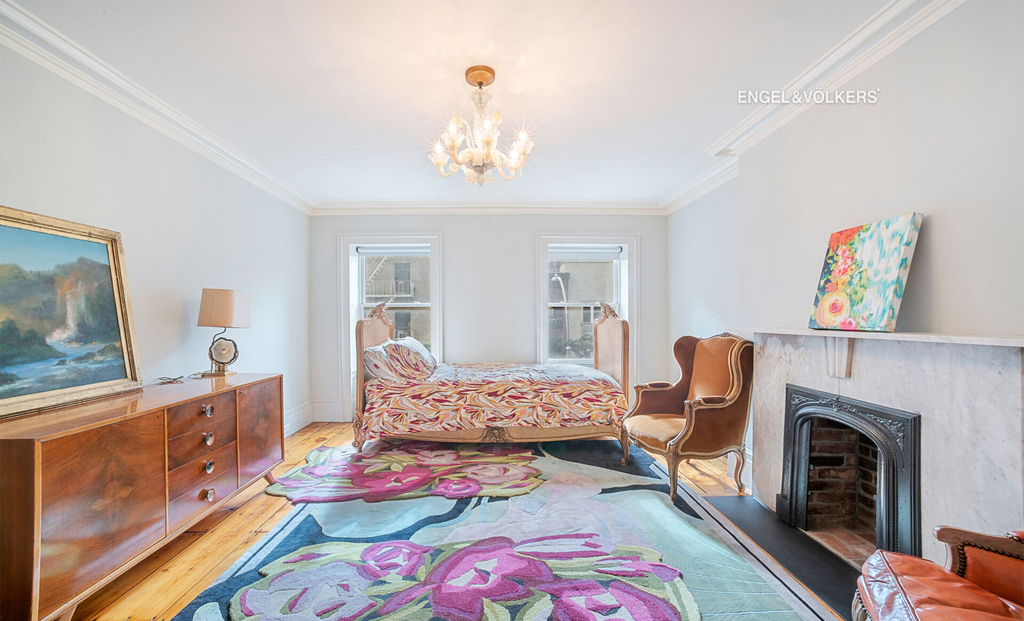 351 W 30th Street - Photo 10