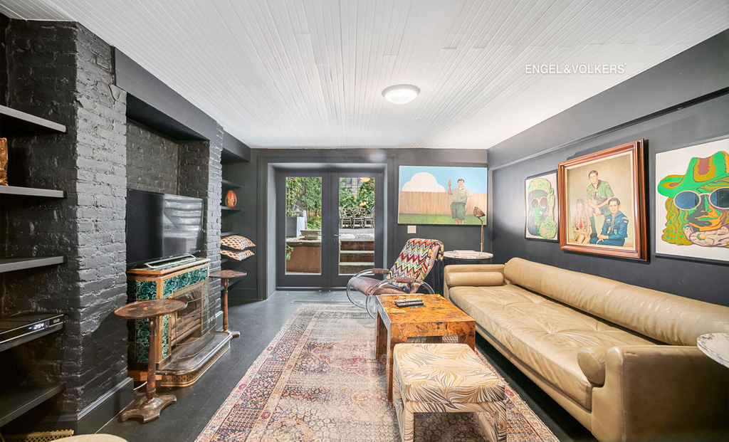 351 W 30th Street - Photo 12