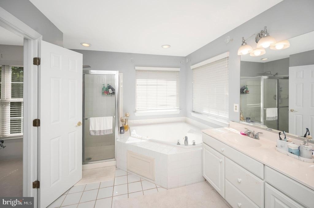 16005 Kings Mountain Road - Photo 29