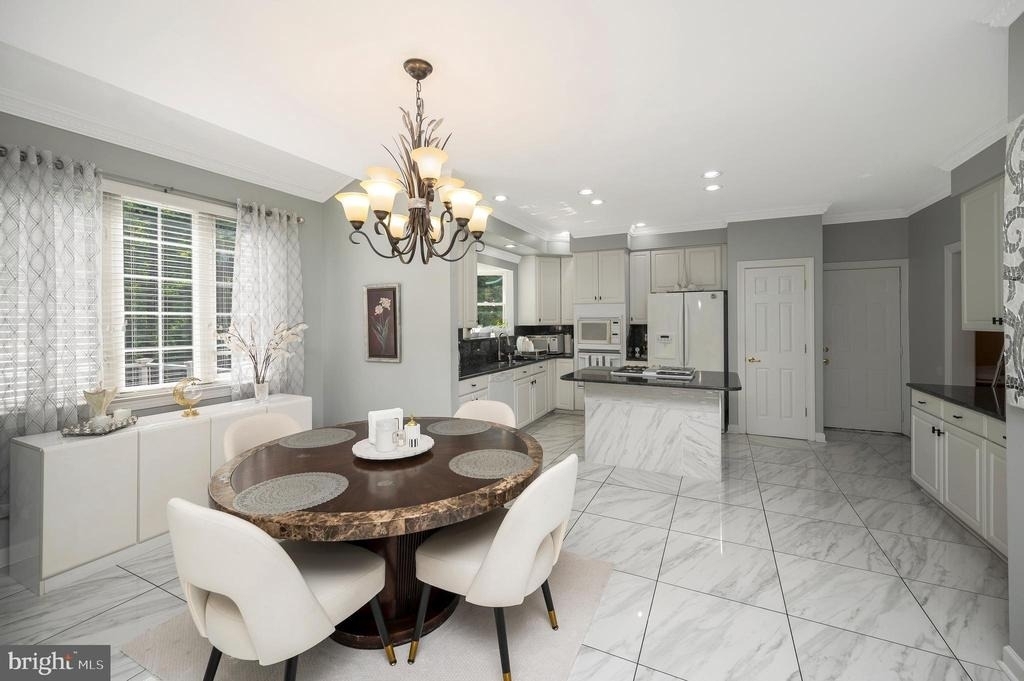 16005 Kings Mountain Road - Photo 11