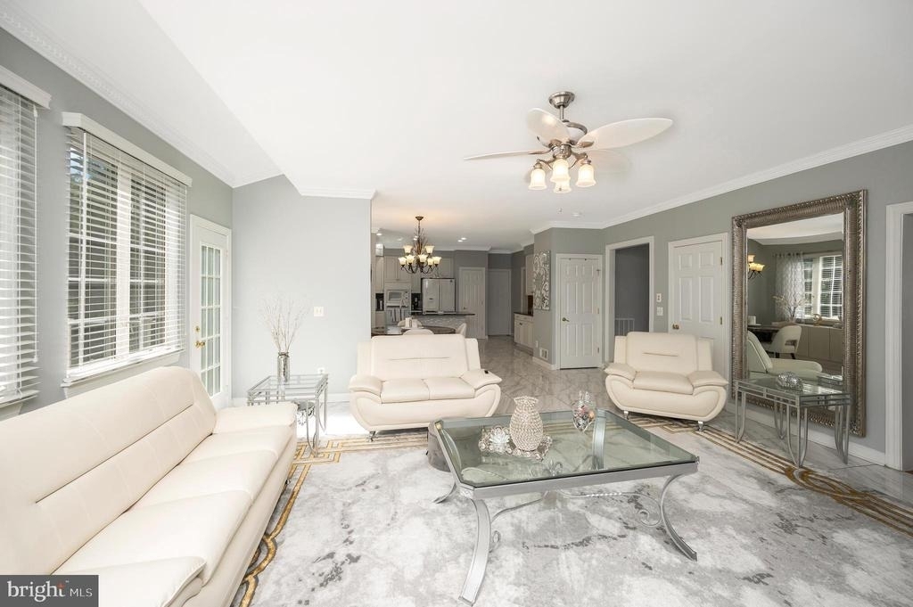 16005 Kings Mountain Road - Photo 10