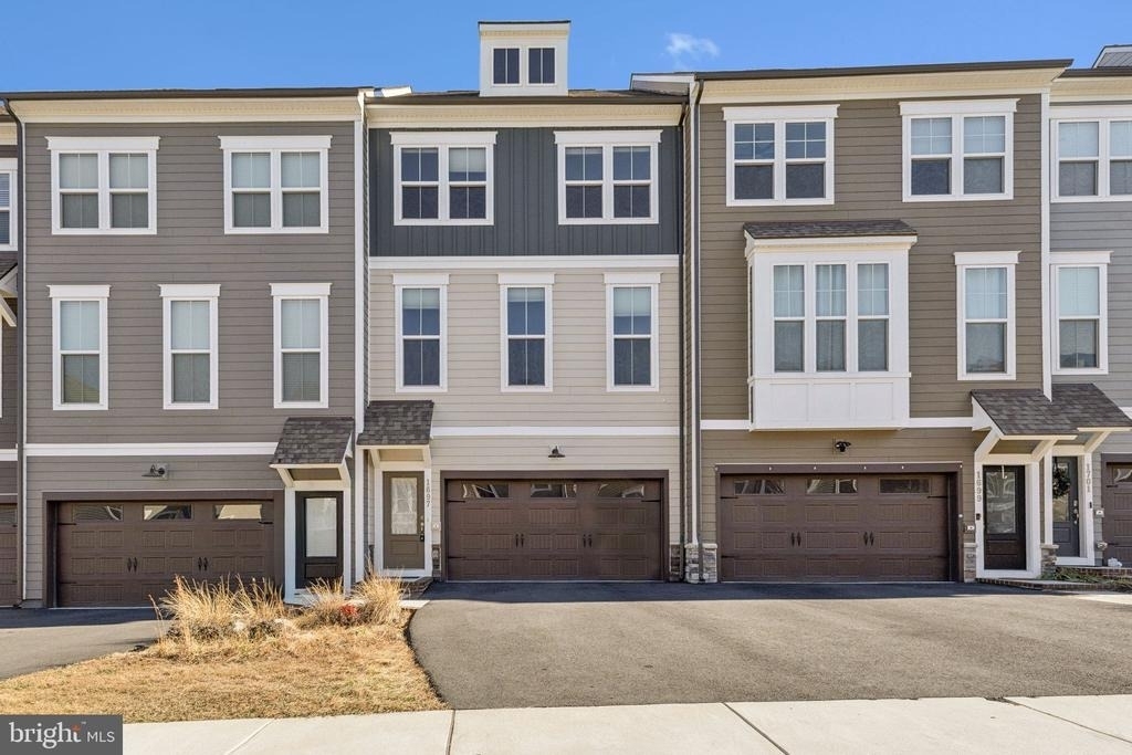 1697 Beech Leaf Street - Photo 0