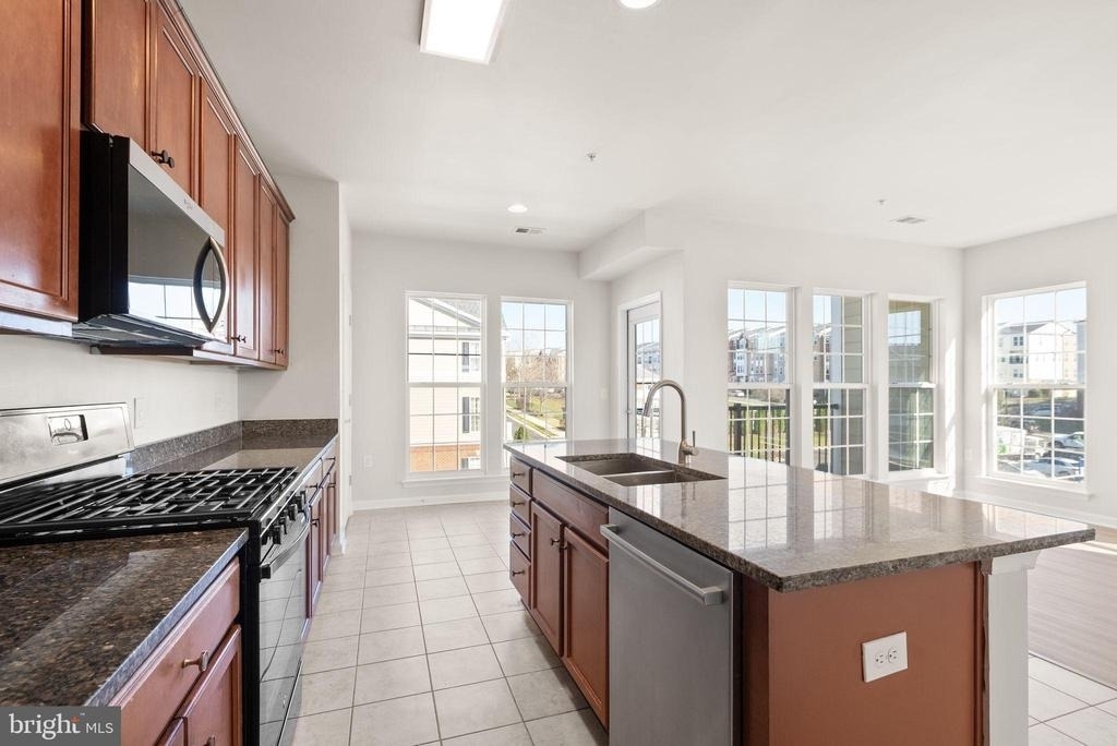 42696 Telford Terrace - Photo 4