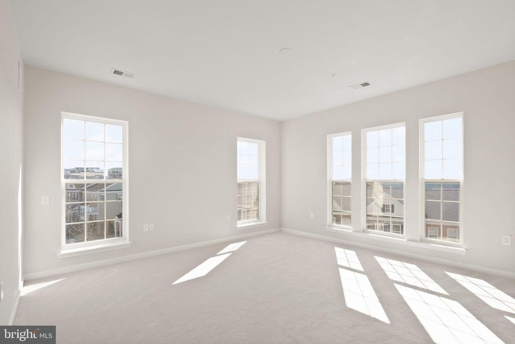 42696 Telford Terrace - Photo 13