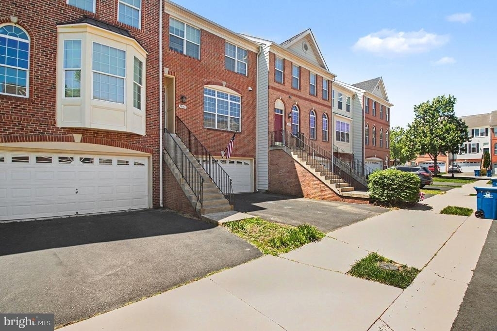 20161 Mare Terrace - Photo 1