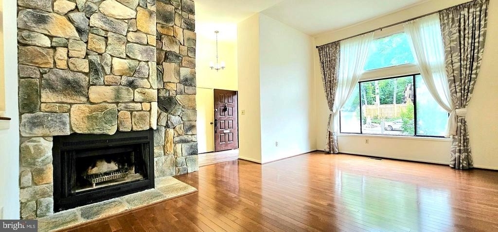 8729 Sheridan Farms Court - Photo 5