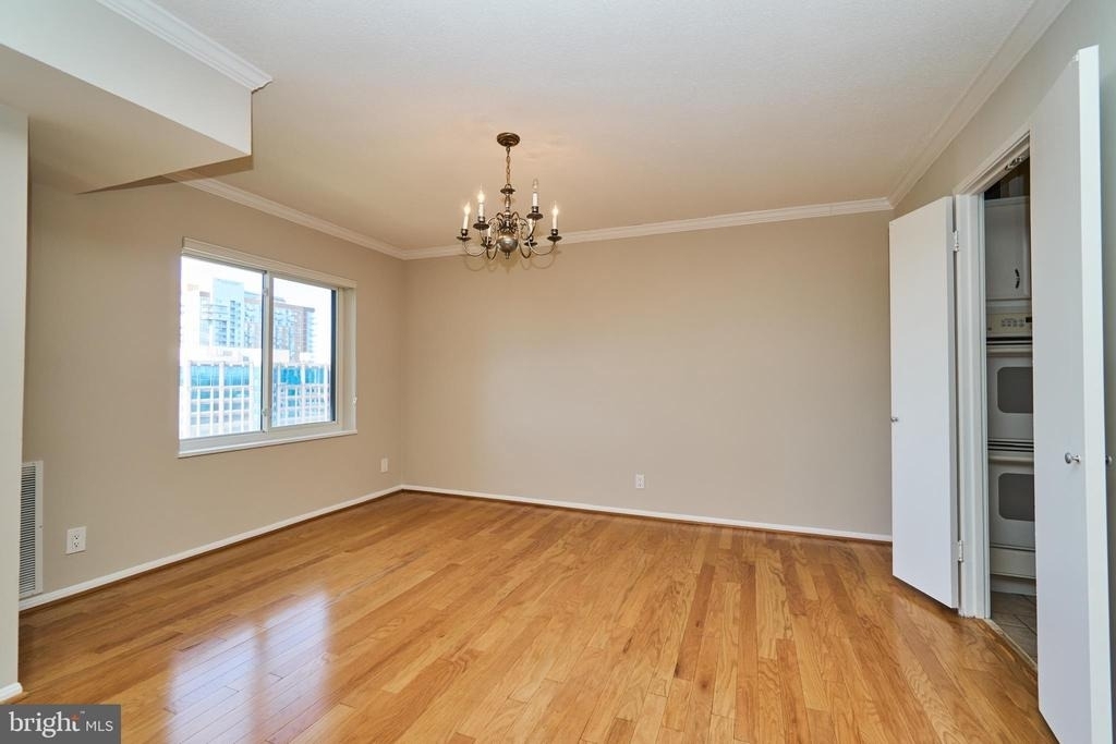 8360 Greensboro Drive - Photo 7