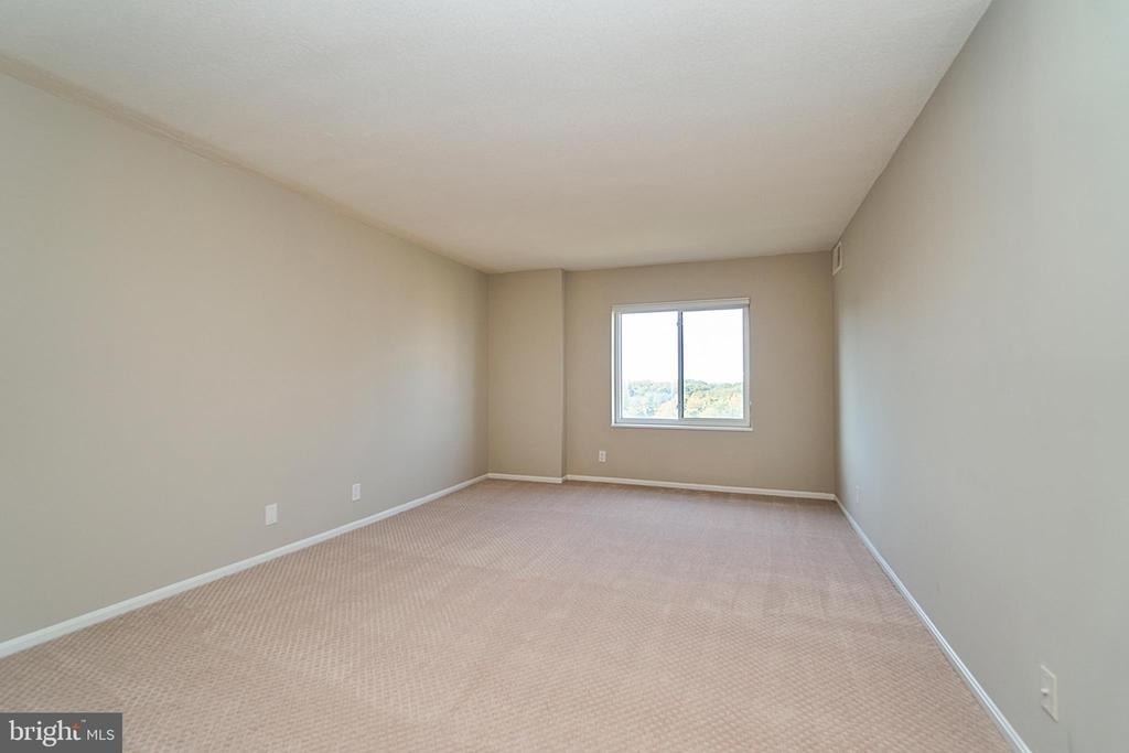 8360 Greensboro Drive - Photo 20
