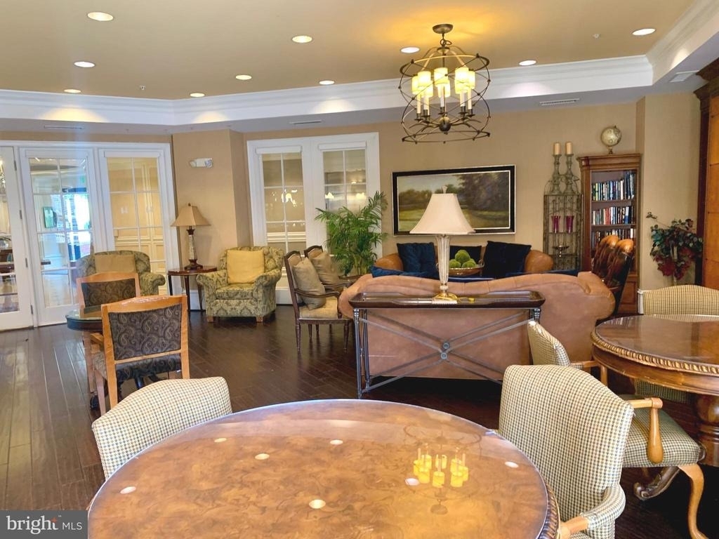 2655 Prosperity Avenue - Photo 32