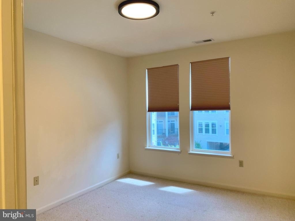 2655 Prosperity Avenue - Photo 16