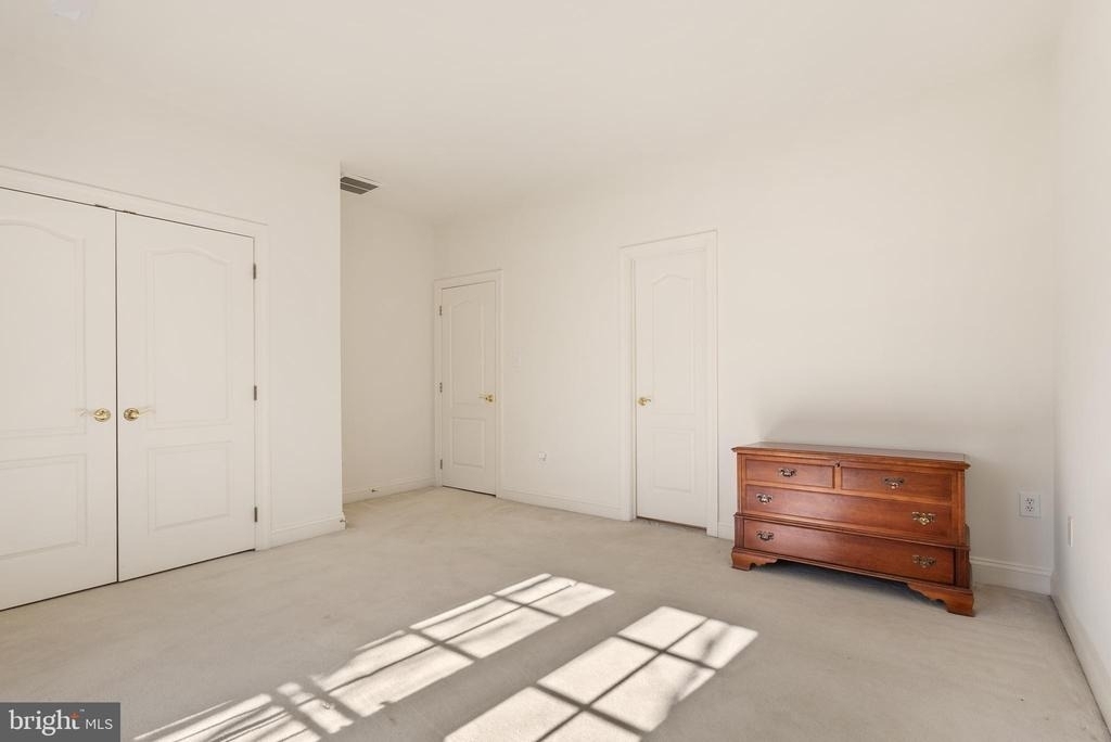 7440 Old Maple Square - Photo 29