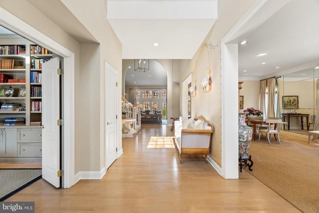 7440 Old Maple Square - Photo 9