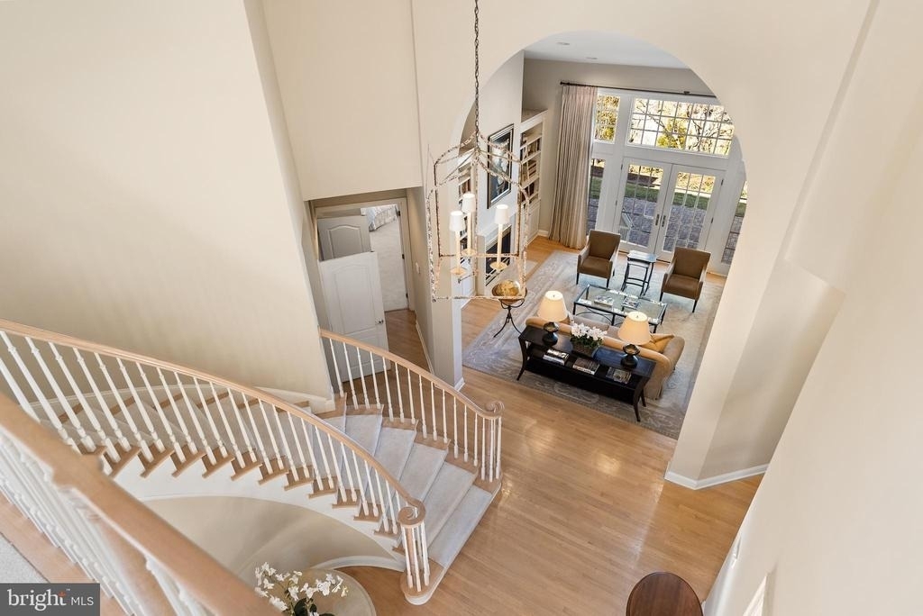 7440 Old Maple Square - Photo 17