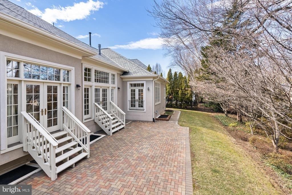 7440 Old Maple Square - Photo 42