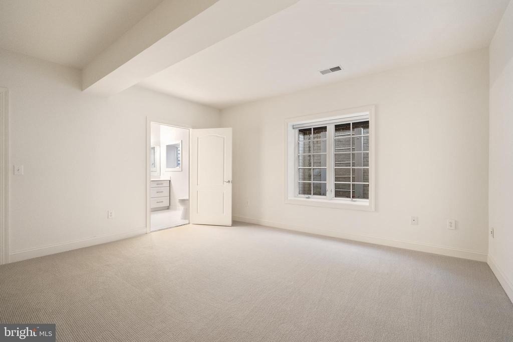 7440 Old Maple Square - Photo 32