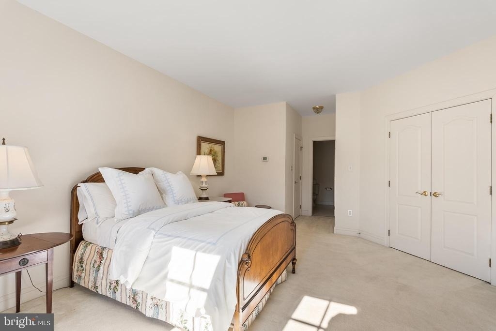 7440 Old Maple Square - Photo 22