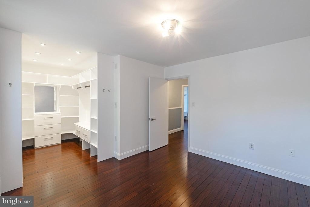 5411 Crossrail Drive - Photo 9