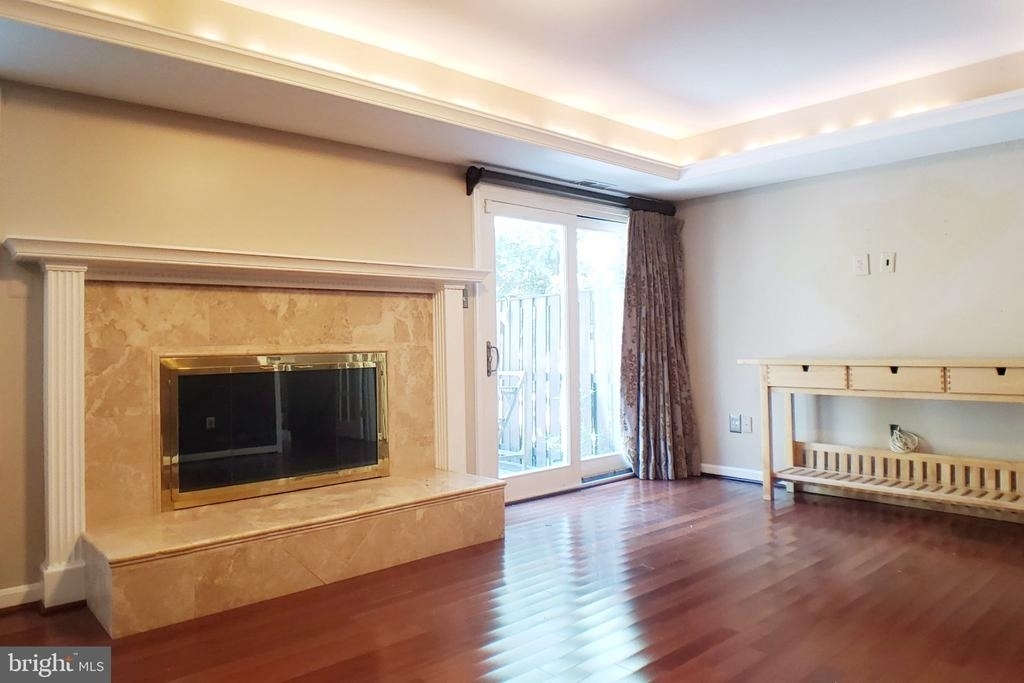 2020 Hopewood Drive - Photo 6